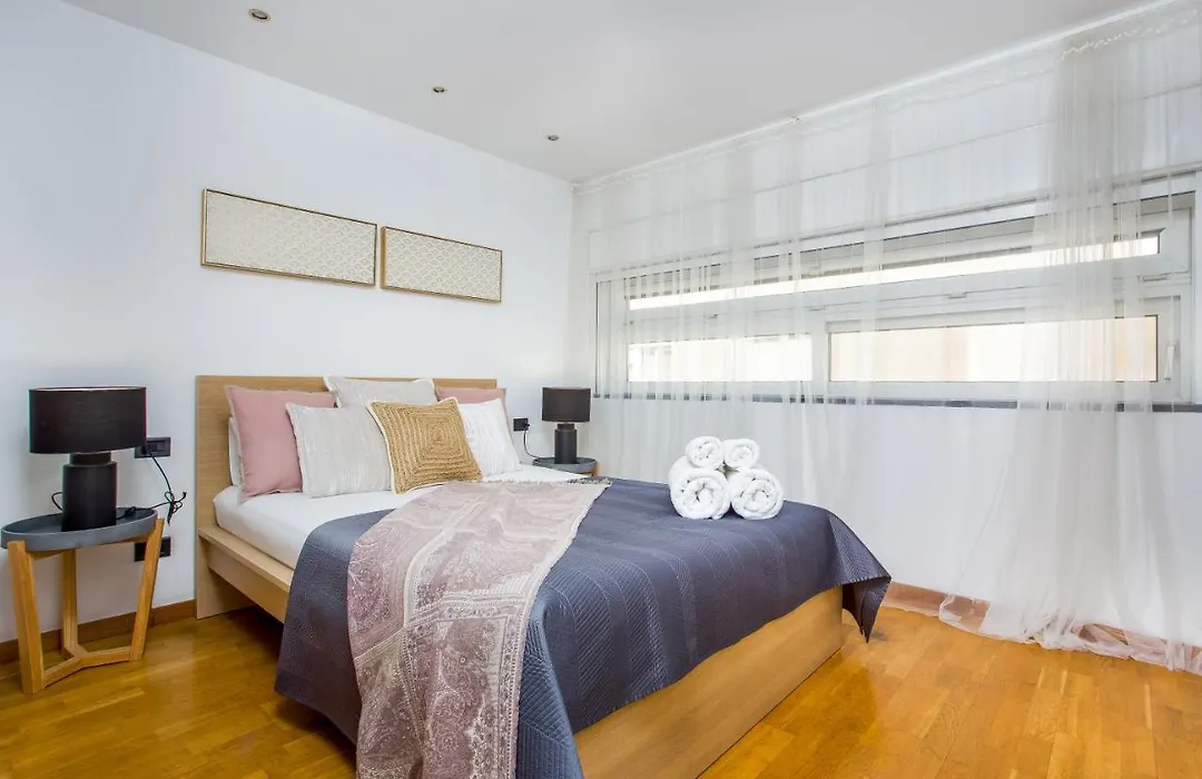 Lodging Apartments Beach House Villa Olimpica-1