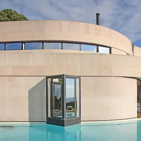 Villa Rock-2