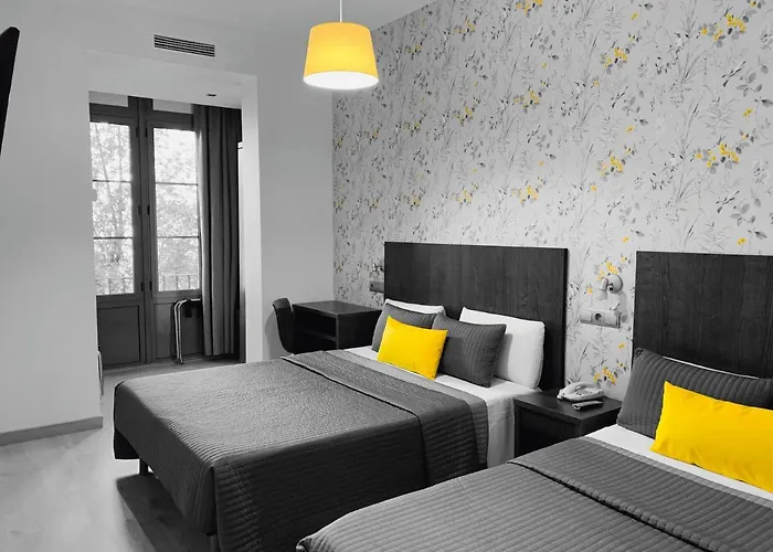 Hotel nahe College: Ciudad Condal Hostal - Paseo De Gracia