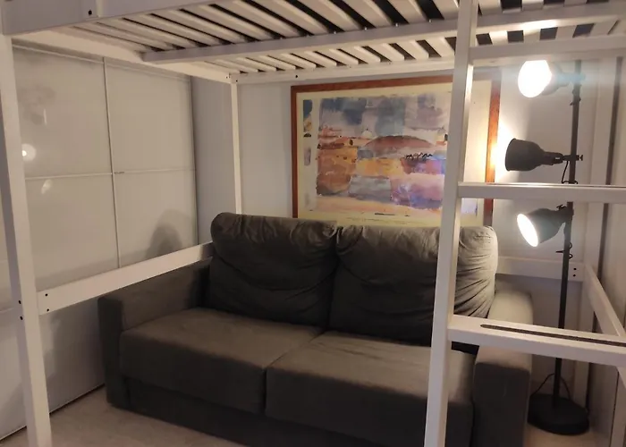 Mini House Loft 25M2 In Barcelona